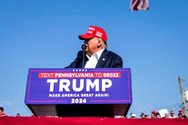 ‘He’s Got a Gun!’: Witness Describes Watching Shooter at Trump Rally | INFBusiness.com