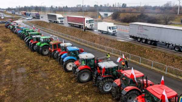 Polish government refuses to punish farmers despite calls from Kyiv | INFBusiness.com